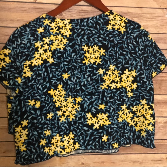 Zara Blue Floral Crop Layered Ruffle Top - Picture 7 of 8